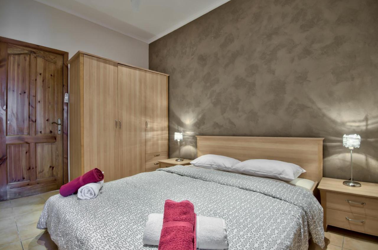 St Helen Residences - Spacious Sliema Apartments & Penthouses - Shortletsmalta Dış mekan fotoğraf
