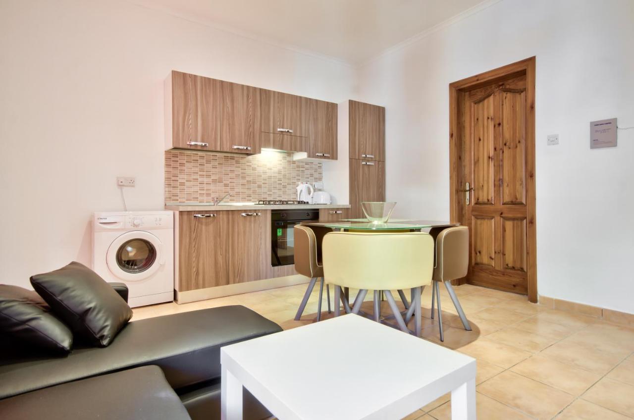 St Helen Residences - Spacious Sliema Apartments & Penthouses - Shortletsmalta Dış mekan fotoğraf