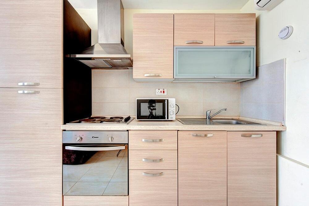 St Helen Residences - Spacious Sliema Apartments & Penthouses - Shortletsmalta Dış mekan fotoğraf