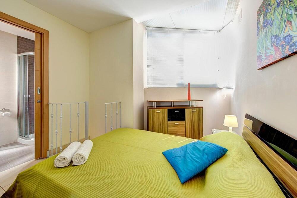 St Helen Residences - Spacious Sliema Apartments & Penthouses - Shortletsmalta Dış mekan fotoğraf