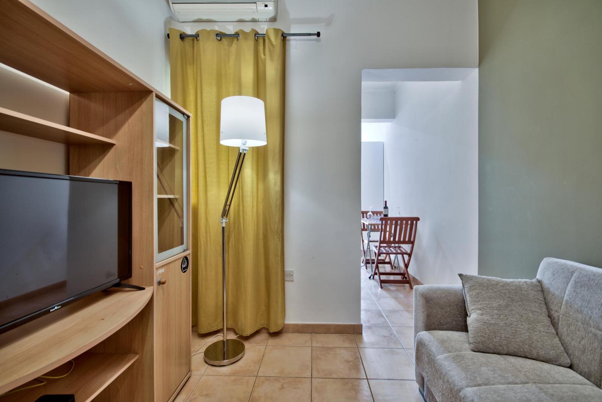 St Helen Residences - Spacious Sliema Apartments & Penthouses - Shortletsmalta Dış mekan fotoğraf